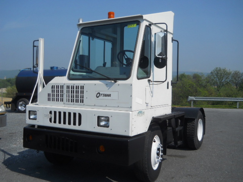 jockey truck