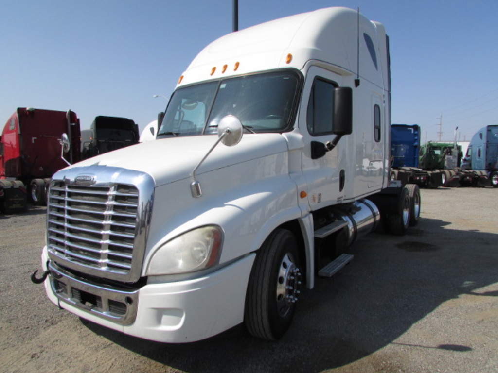 2012 FREIGHTLINER CASCADIA Sleeper