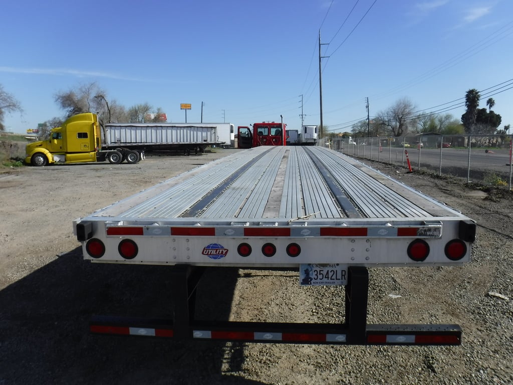 2015 UTILITY SEMI TRAILER Flatbed Trailer
