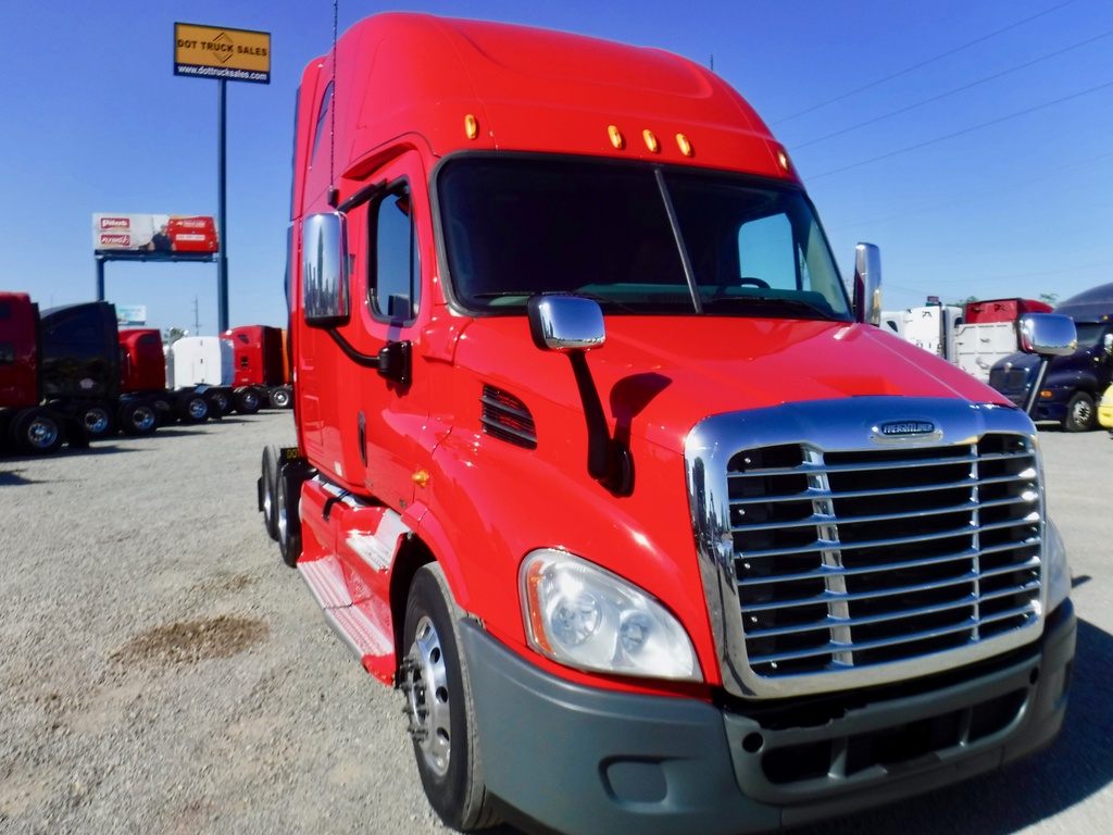 2012 FREIGHTLINER CASCADIA Sleeper