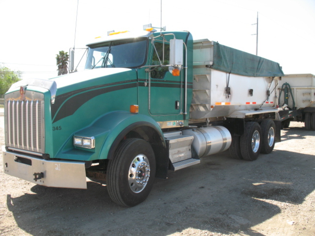 2009 KENWORTH T800 Dump Truck