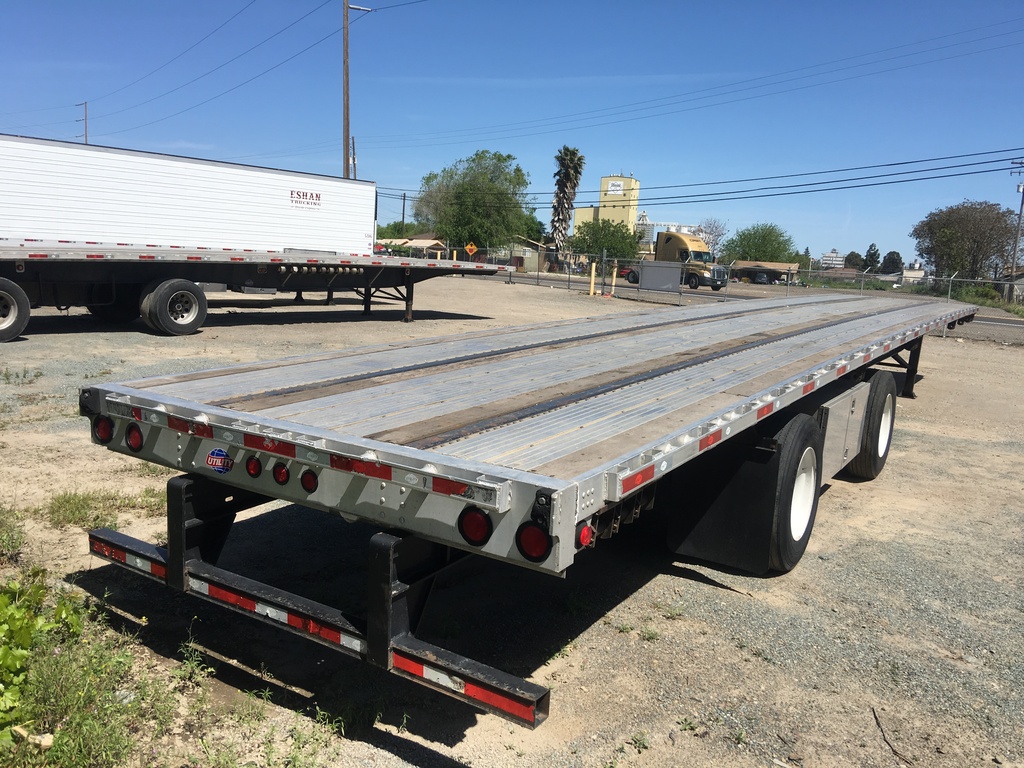 2014 UTILITY SEMI TRAILER Flatbed Trailer