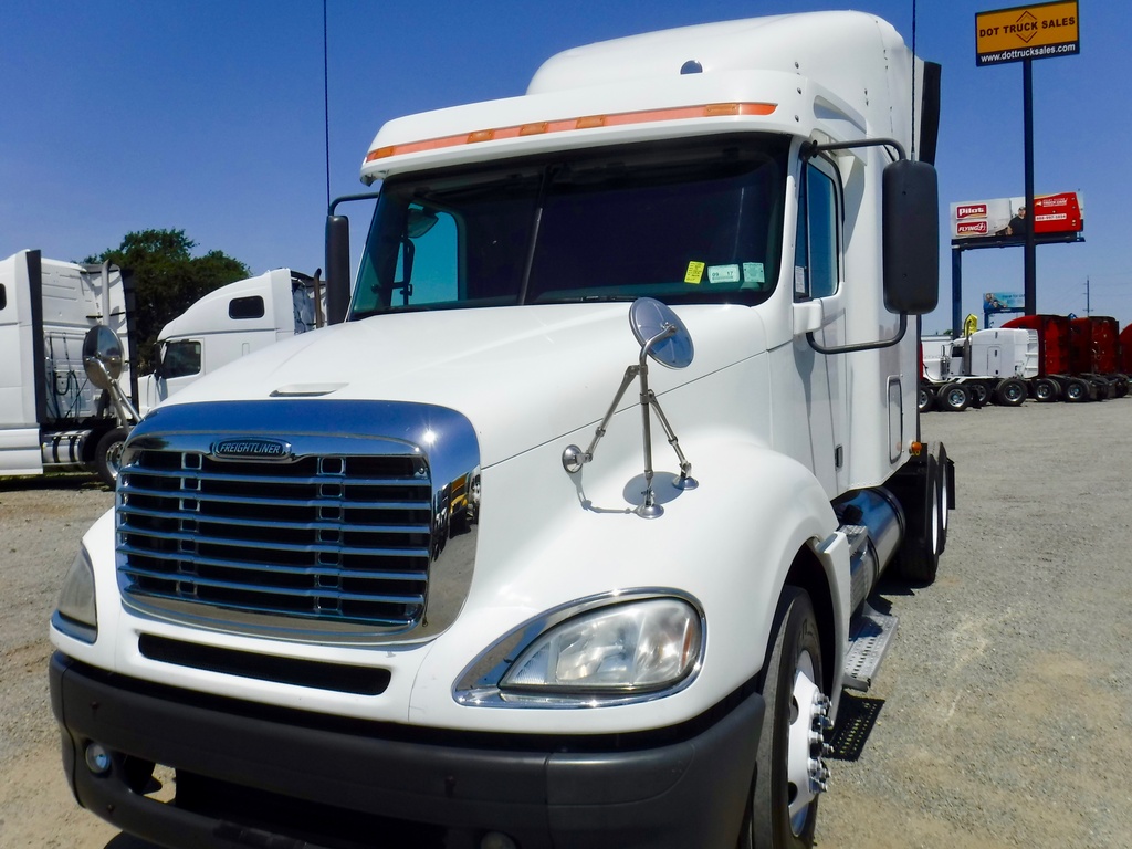 2009 FREIGHTLINER COLUMBIA Sleeper