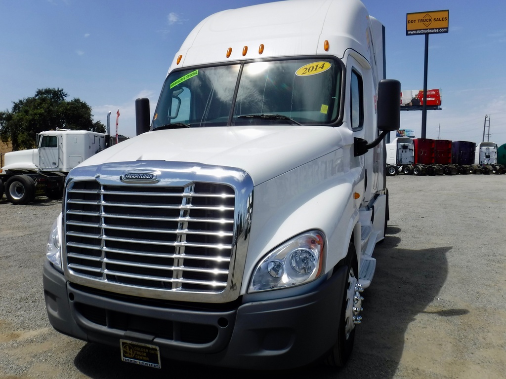 2014 FREIGHTLINER CASCADIA Sleeper