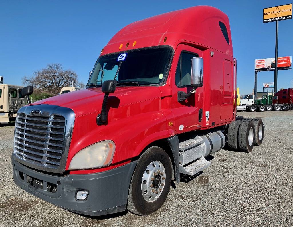 2009 FREIGHTLINER CASCADIA Sleeper