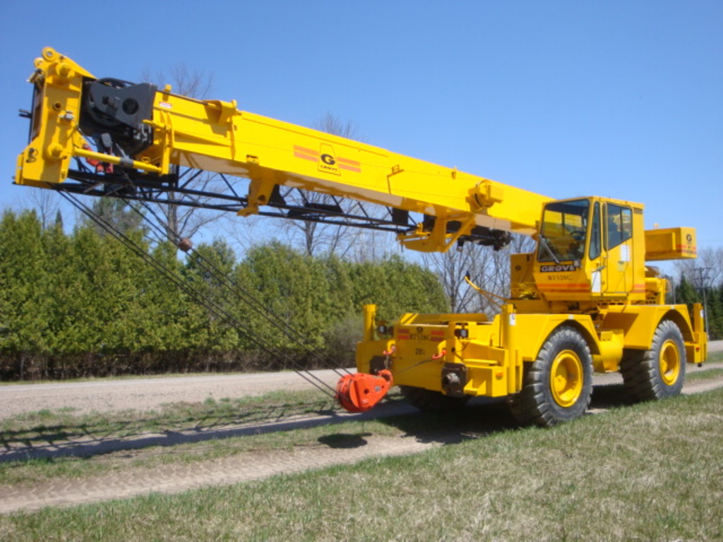 USED 1993 GROVE RT528C ROUGH TERRAIN CRANE EQUIPMENT #1982