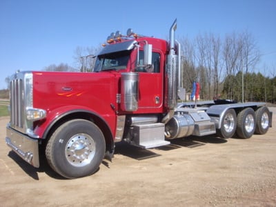USED 2011 PETERBILT 389 FOR SALE #2023