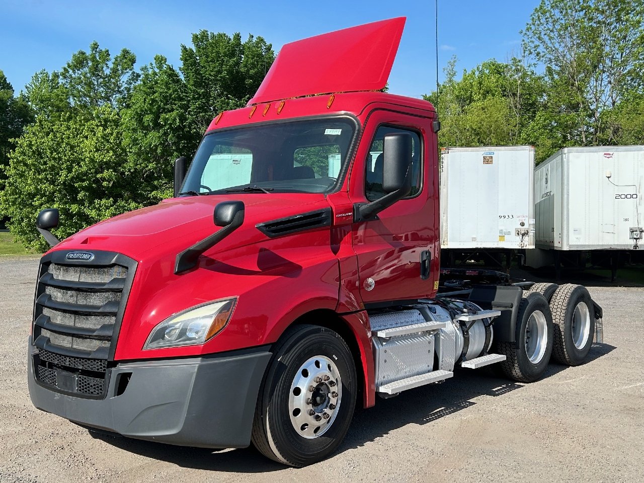 USED 2018 FREIGHTLINER CASCADIA TANDEM AXLE DAYCAB TRUCK #15259