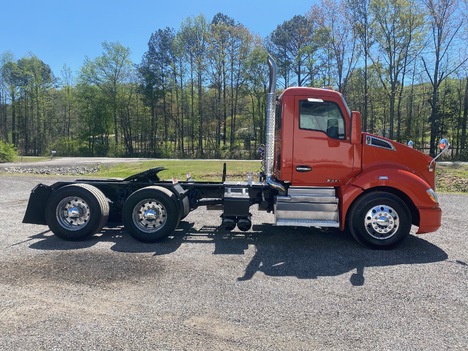 USED 2018 KENWORTH T680 TANDEM AXLE DAYCAB TRUCK #15284-4