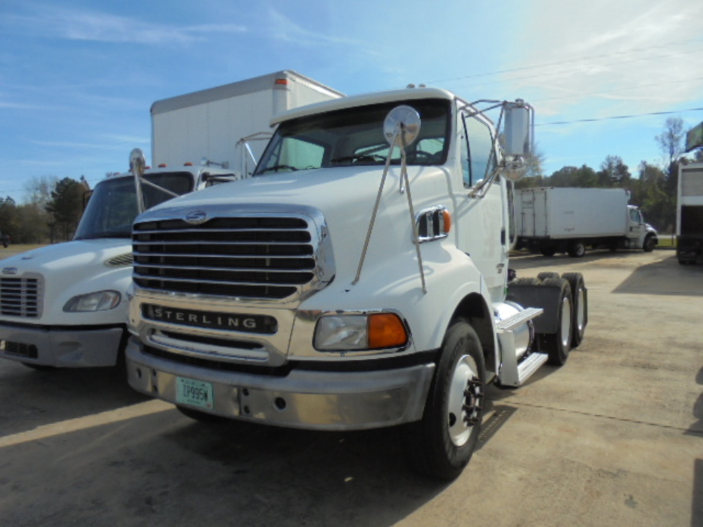 2009 STERLING Acterra Tandem Axle Daycab