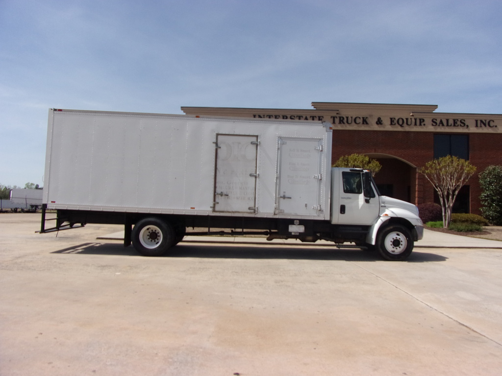 2012 INTERNATIONAL 4300 Box Van Truck