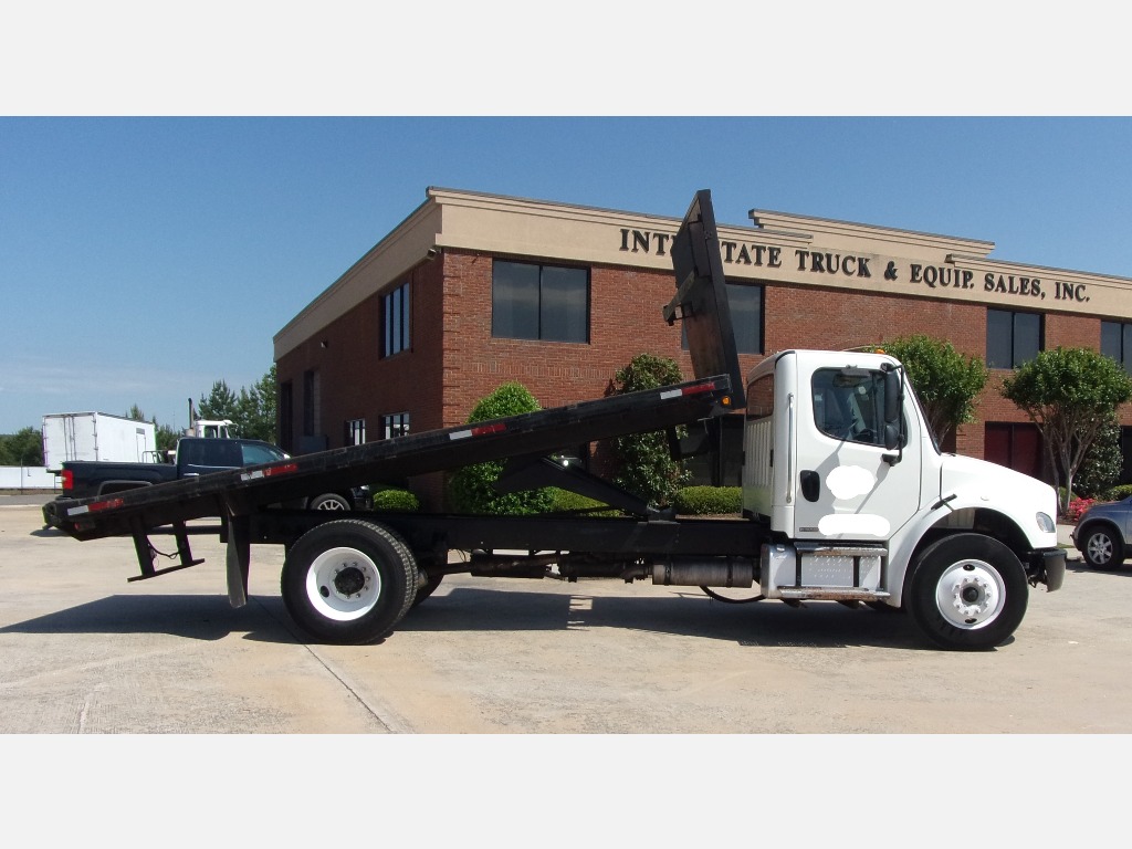 2006 FREIGHTLINER Business Class M-2 Flatbed Dump Truck