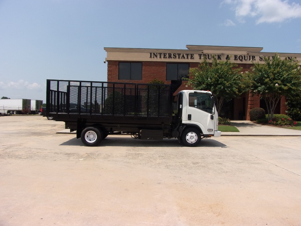 2011 ISUZU NPR HD Box Van Truck