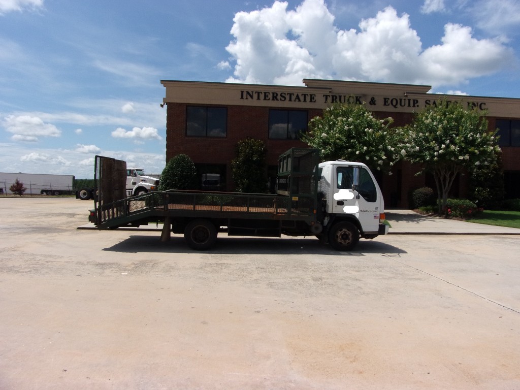 2002 ISUZU NPR Landscape Truck