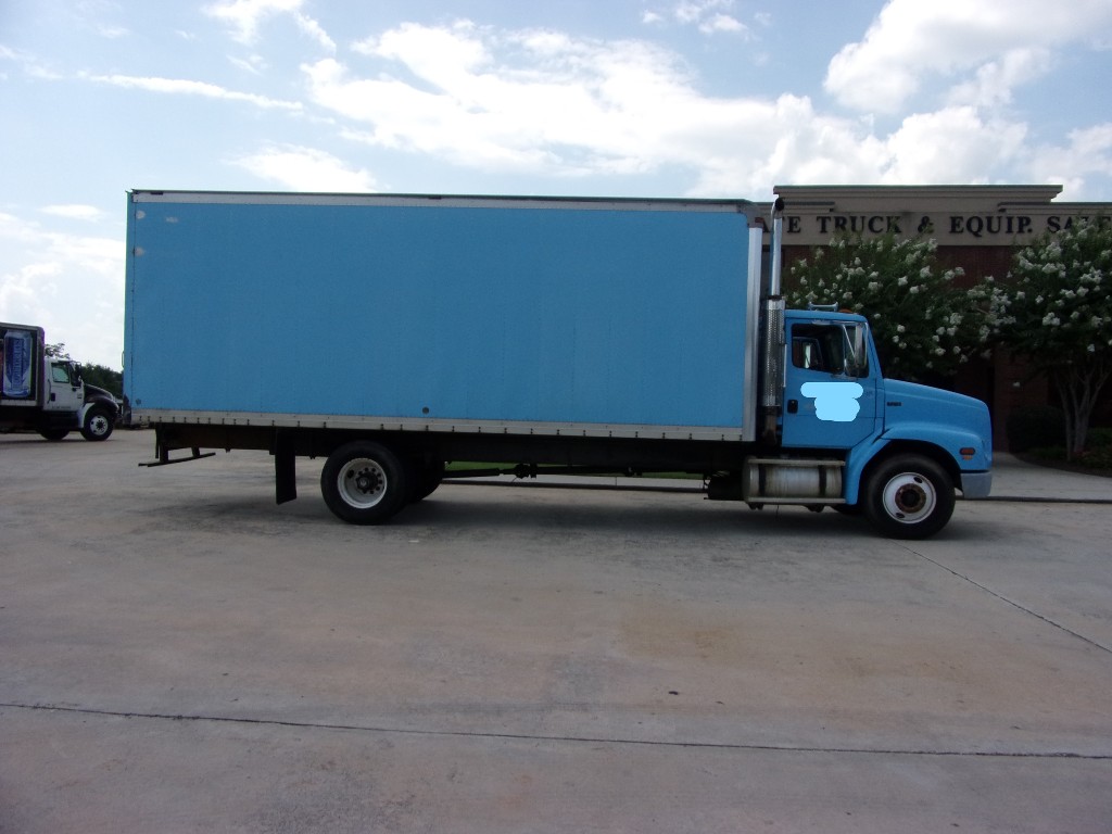 2002 FREIGHTLINER FL112 Box Van Truck