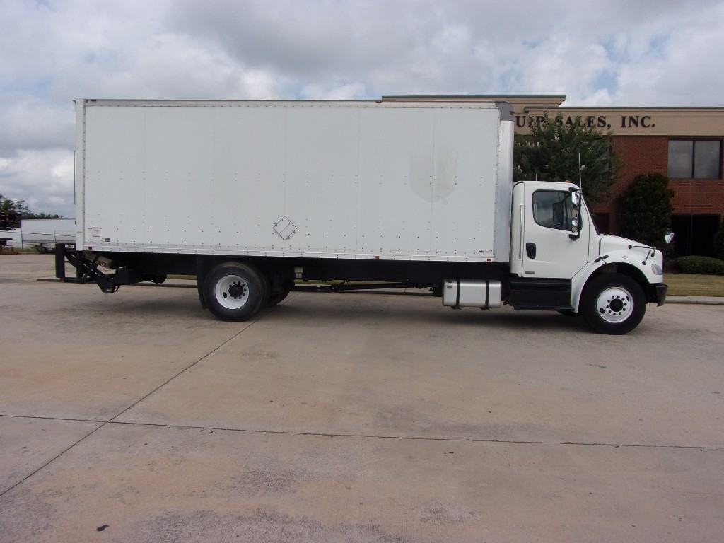 2012 FREIGHTLINER M2 Box Van Truck