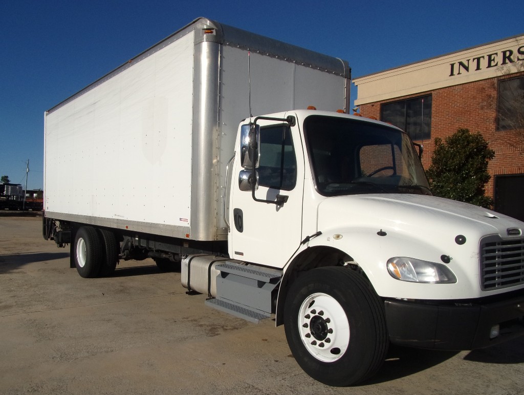 2012 FREIGHTLINER M2 Box Van Truck