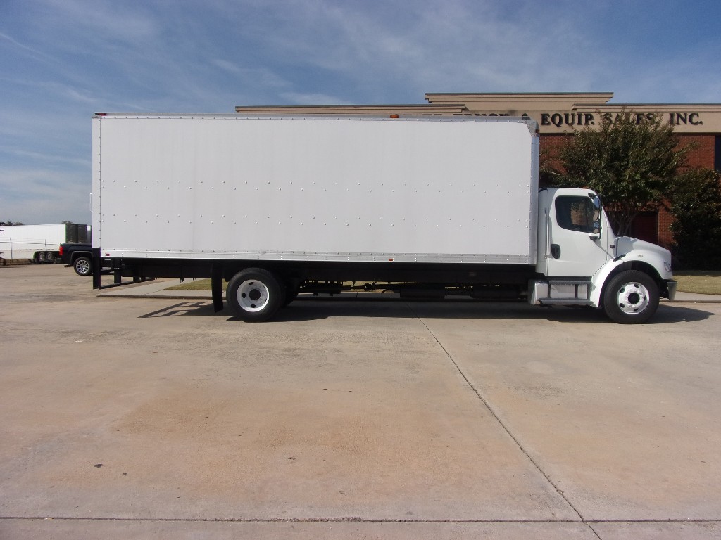 2013 FREIGHTLINER M2 Box Van Truck