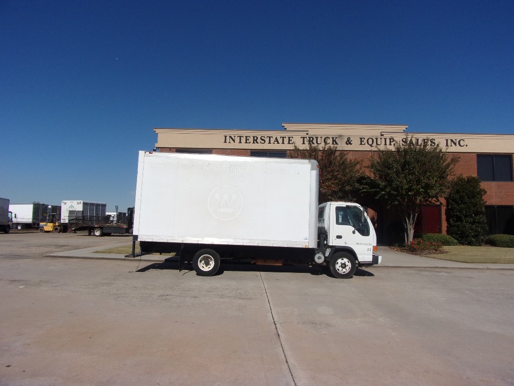 2001 ISUZU NPR Landscape Truck