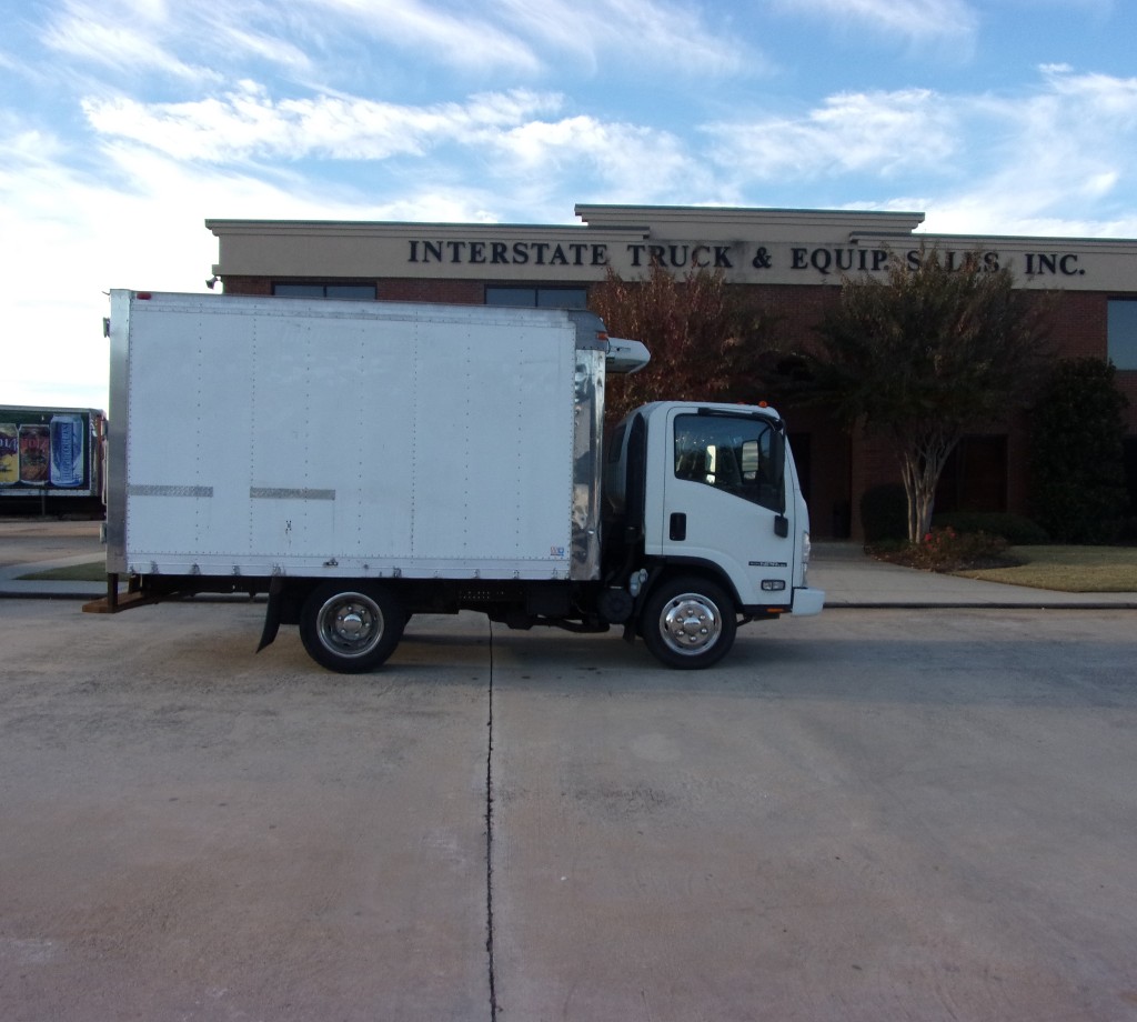 2008 ISUZU NPR HD Reefer Truck