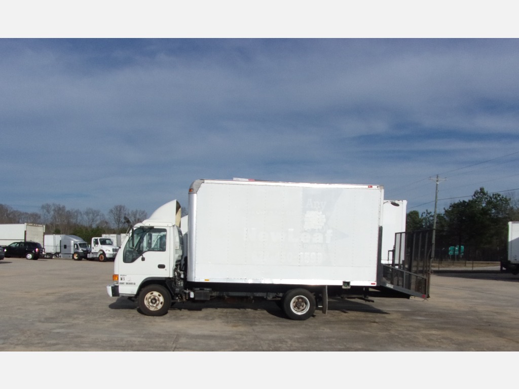 2004 ISUZU NPR Landscape Truck