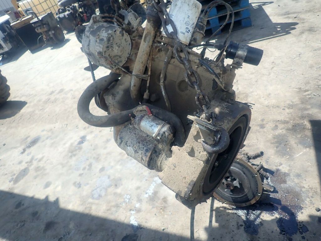 USED CONTINENTAL Y112 COMPLETE ENGINE TRUCK PARTS #12526