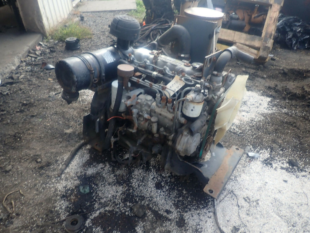 USED ISUZU C240 COMPLETE ENGINE TRUCK PARTS #12838