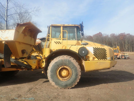 USED 2002 VOLVO A35D ARTICULATED HAULER EQUIPMENT #12911-2