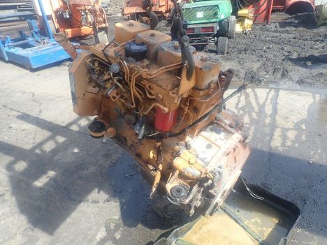 USED CUMMINS 4-390 COMPLETE ENGINE TRUCK PARTS #13288-4