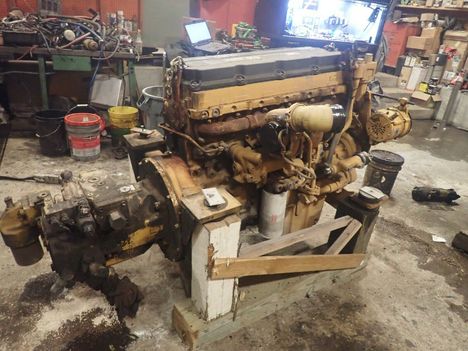 USED CAT C11 COMPLETE ENGINE TRUCK PARTS #13305-3