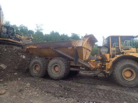 USED 2003 VOLVO A40D ARTICULATED HAULER EQUIPMENT #13432-4