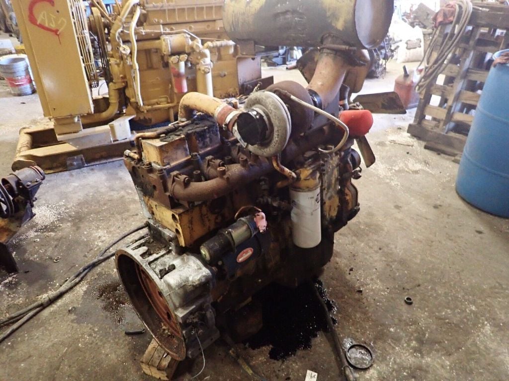 USED CUMMINS 6T-830 COMPLETE ENGINE TRUCK PARTS #13753