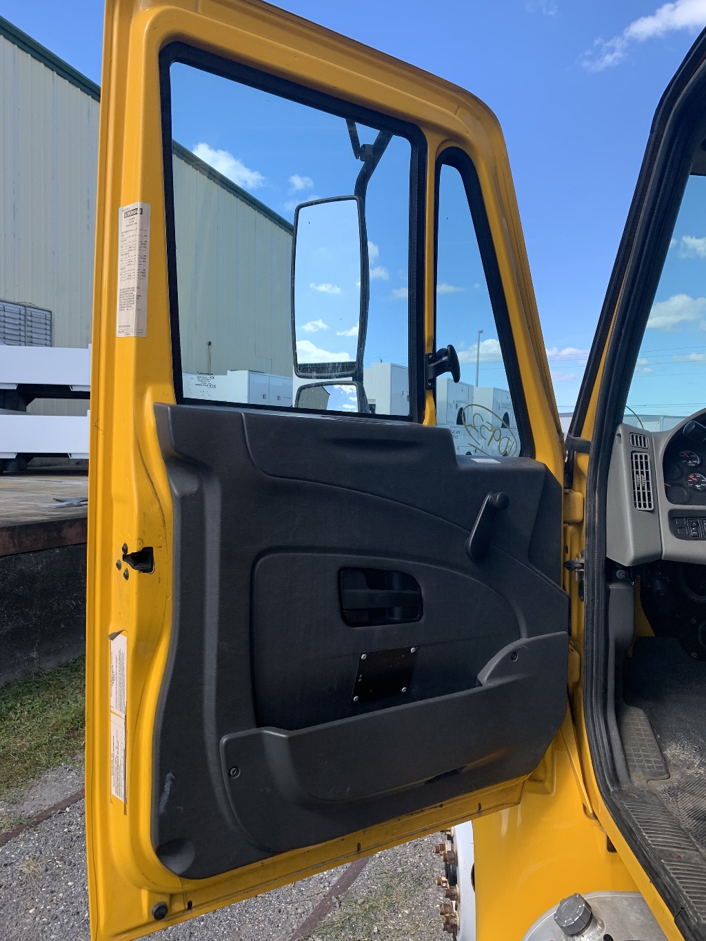 International Box Van Truck For Sale 1778