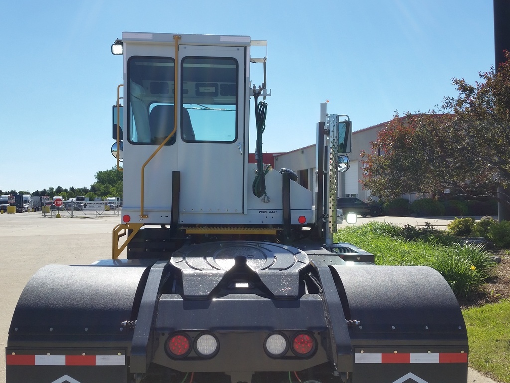jockey truck