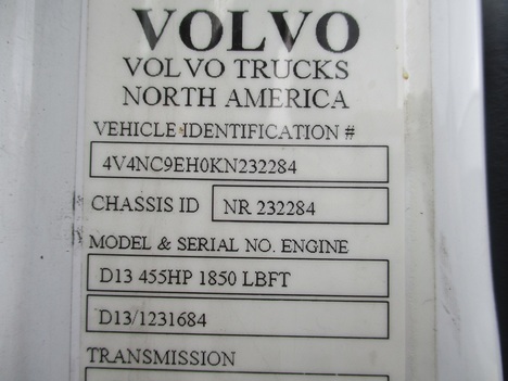 USED 2019 VOLVO VNL860 TANDEM AXLE SLEEPER TRUCK #1784-15