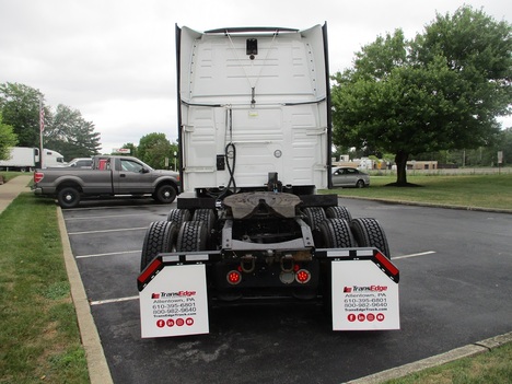 USED 2019 VOLVO VNL860 TANDEM AXLE SLEEPER TRUCK #1784-9