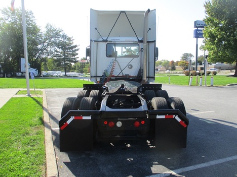 USED 2018 MACK CXU613 TANDEM AXLE DAYCAB TRUCK #1786-8