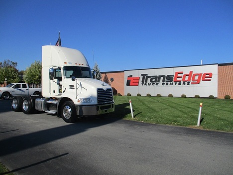 USED 2018 MACK CXU613 TANDEM AXLE DAYCAB TRUCK #1789-1