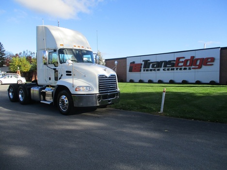 USED 2018 MACK CXU613 TANDEM AXLE DAYCAB TRUCK #1791-1