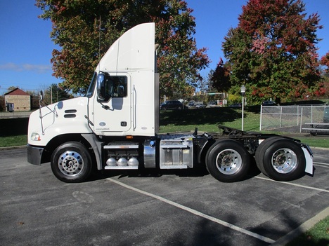 USED 2018 MACK CXU613 TANDEM AXLE DAYCAB TRUCK #1791-10