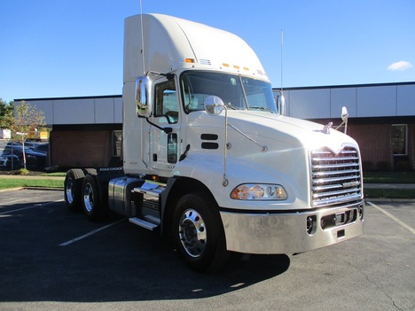 USED 2018 MACK CXU613 TANDEM AXLE DAYCAB TRUCK #1791-4