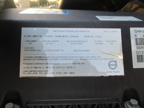 USED 2018 VOLVO VNL670 TANDEM AXLE SLEEPER TRUCK #1808-34