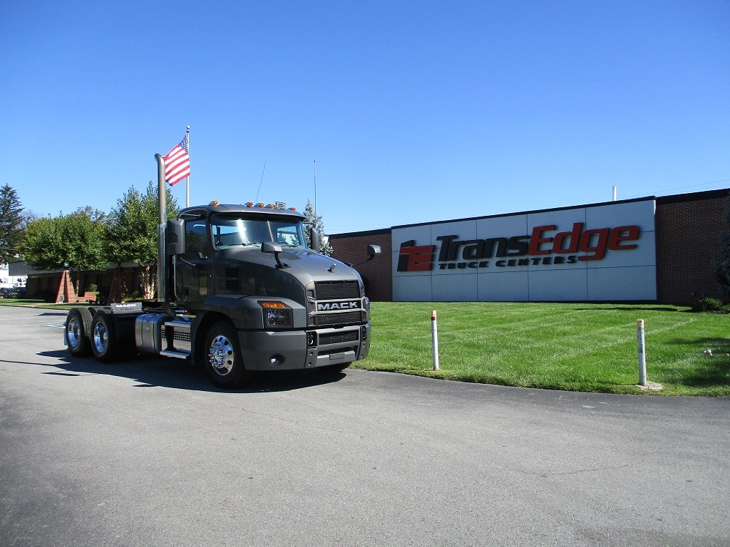 USED 2019 MACK ANTHEM 64T TANDEM AXLE DAYCAB TRUCK #1825