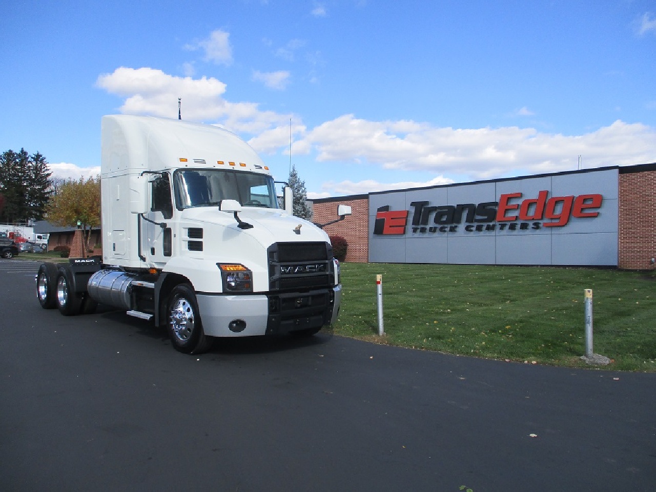 USED 2019 MACK ANTHEM 64T 48 TANDEM AXLE SLEEPER TRUCK #1829