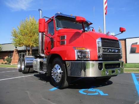 NEW 2024 MACK ANTHEM 64T DAYCAB TANDEM AXLE DAYCAB TRUCK #1830-17