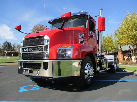 NEW 2024 MACK ANTHEM 64T DAYCAB TANDEM AXLE DAYCAB TRUCK #1830-18