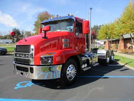 NEW 2024 MACK ANTHEM 64T DAYCAB TANDEM AXLE DAYCAB TRUCK #1830-2