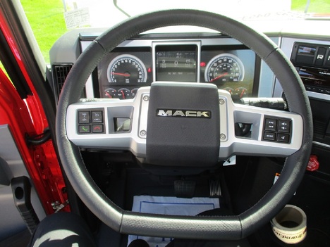 NEW 2024 MACK ANTHEM 64T DAYCAB TANDEM AXLE DAYCAB TRUCK #1830-25