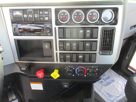 NEW 2024 MACK ANTHEM 64T DAYCAB TANDEM AXLE DAYCAB TRUCK #1830-26