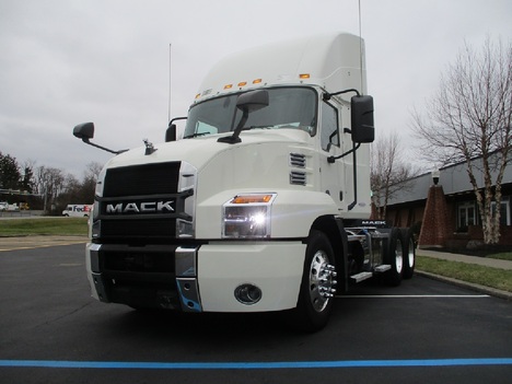 USED 2020 MACK ANTHEM 64T TANDEM AXLE DAYCAB TRUCK #1841-5